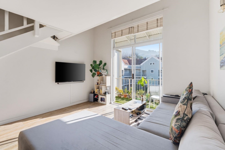 1 Bedroom Property for Sale in Gardens Western Cape